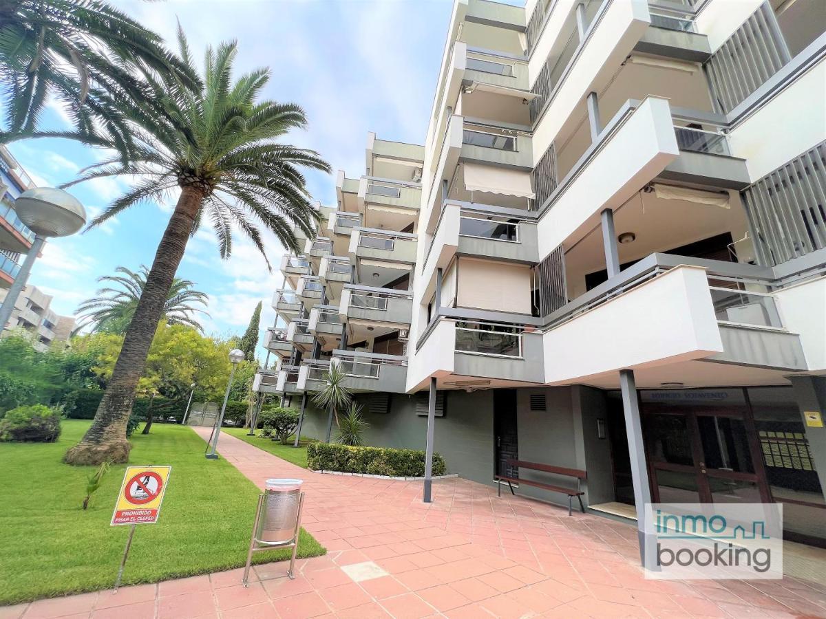 Solo Familias, Apartamento Climatizado Y Cerca De La Playa サロウ エクステリア 写真